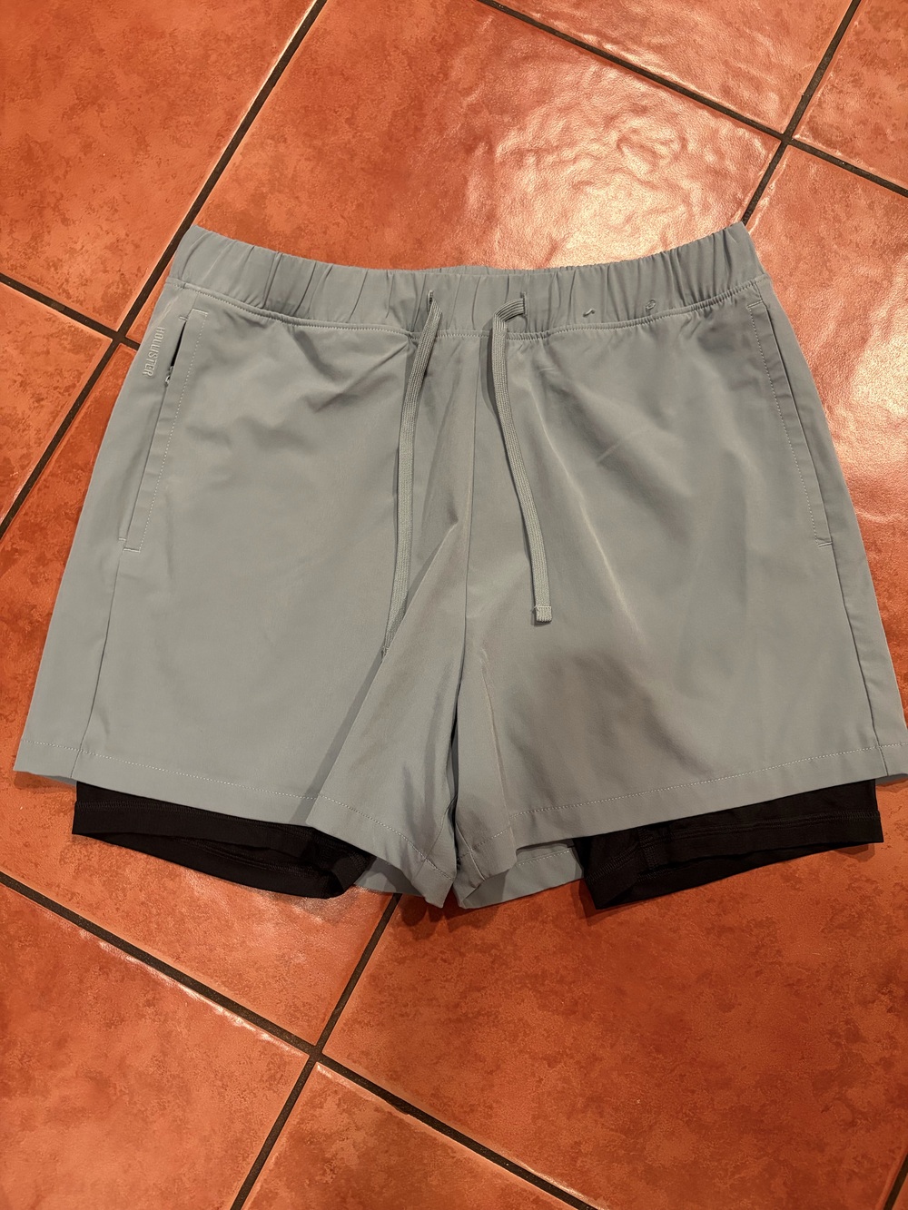 Hollister Men’s Athletic Shorts w/ Liner - Light Gray - Size Small